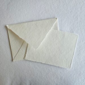 Envelope e Cartão Mayumi em Papel Artesanal